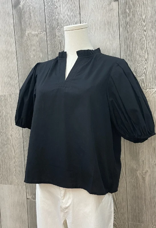 Extra Savings Ahead of the Crowd V-Neck Top - Black