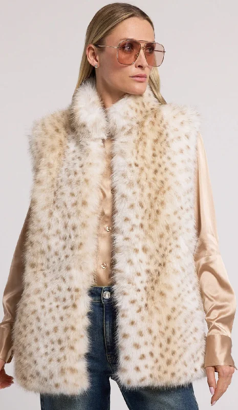 Deal Alert Mimi Leopard Faux Fur Vest in Snow Leopard