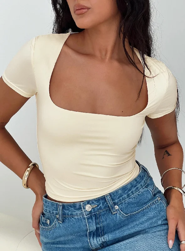 Weekend Wonders Await! Back In Time Short Sleeve Top Cream