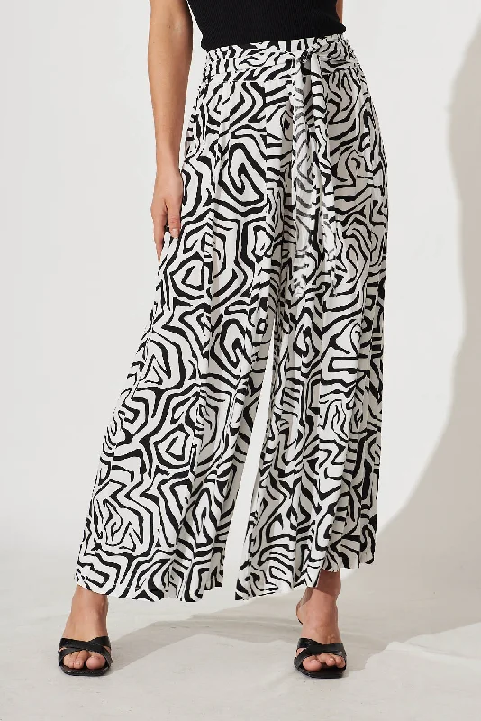 The Best Deal Visionary Pant In Black And White Swirl Print