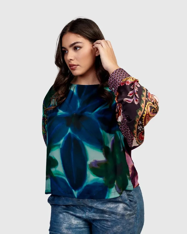 Weekend Savings Spectacular Cassandra Shirt, Cornflower