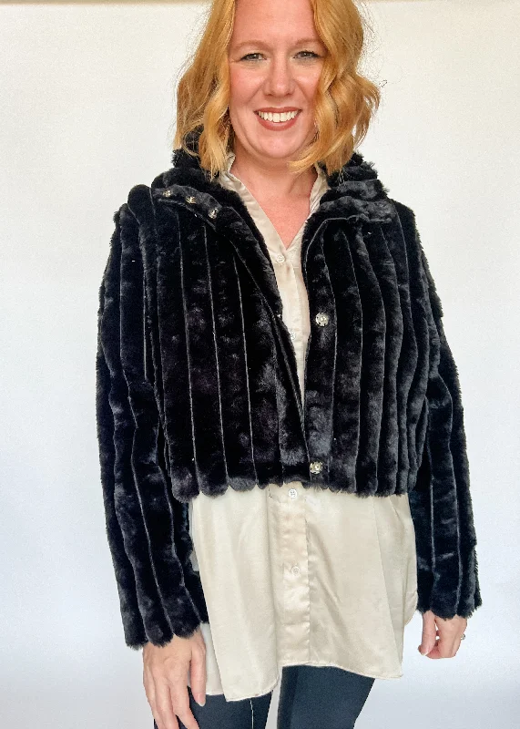 Unbeatable Prices Stepping Out Crop Faux Fur Jacket - Black