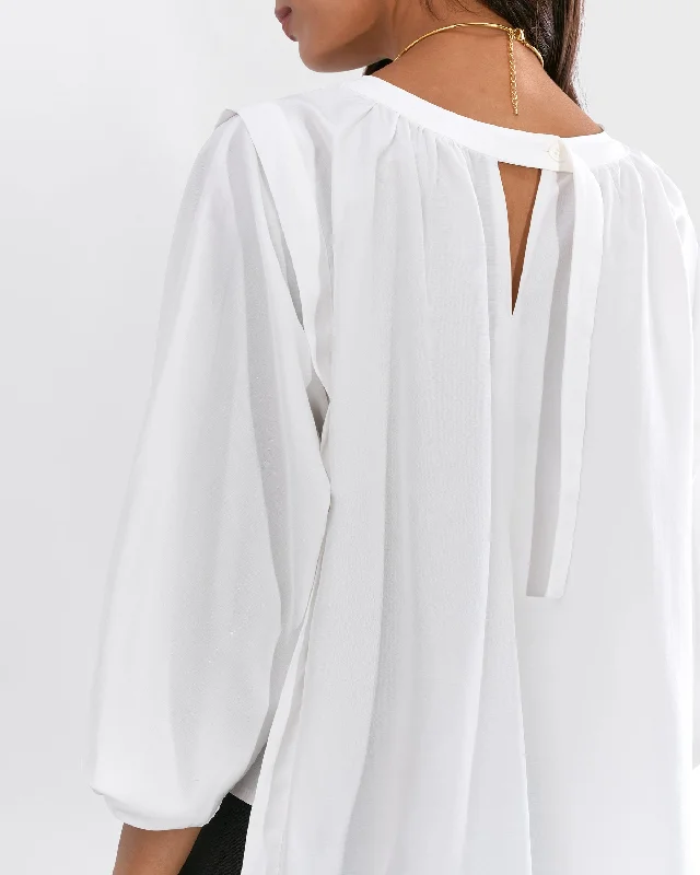 Unwind with Weekend Discounts Taya Blouse