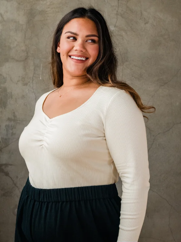 Weekend Sale: Don't Miss Out Mya Ruched Top - Antique White