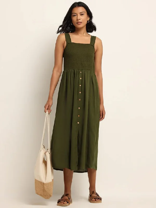 Act Fast LOV Green Strappy Maxi Dress