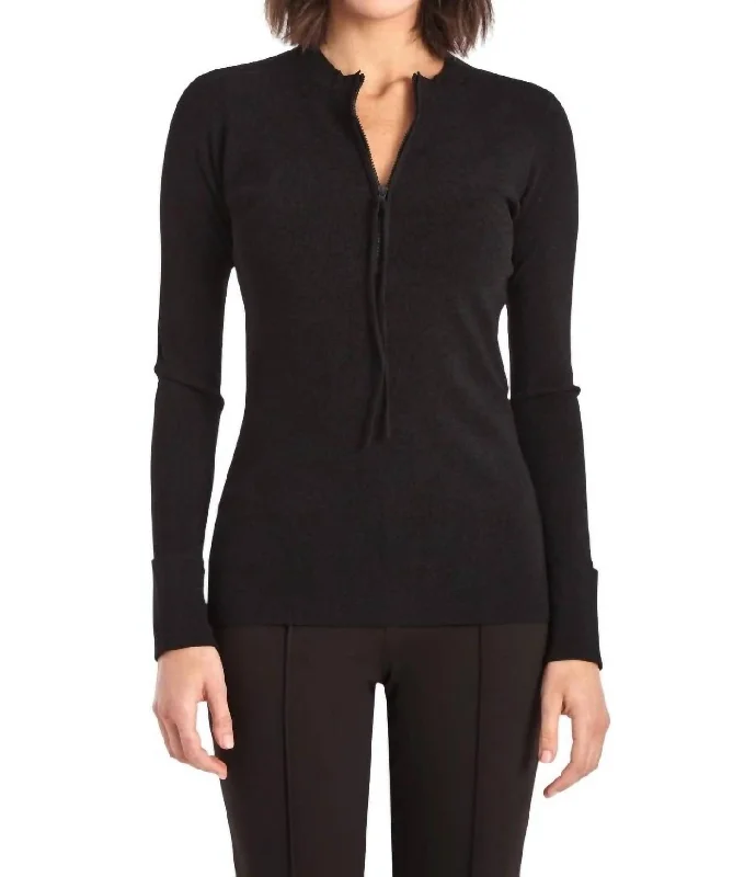 Daily Special Stiletto Sweater In Black