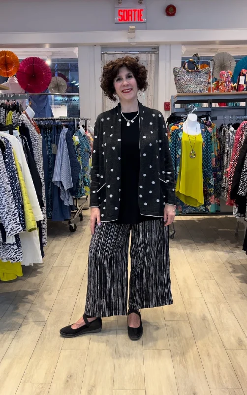 Steal Deal Habitat Sale, 33767 Crop Stripe Pant, Black 50% Off Regular Price
