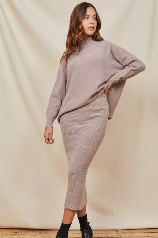 Low Cost Charli Alma Set in Smoke