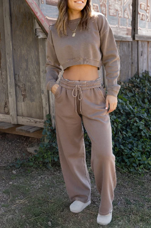 Savings Event Basic Crop Sweatshirt