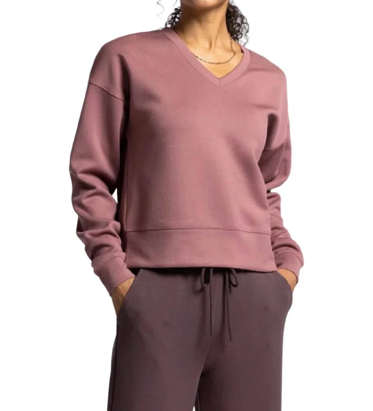 Weekend Discounts to Grab Martina V-Neck Pullover Sweater In Rose Brown