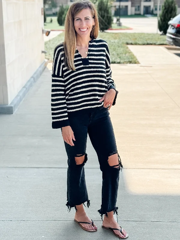 Limited Time Front Row Sweater |Black|