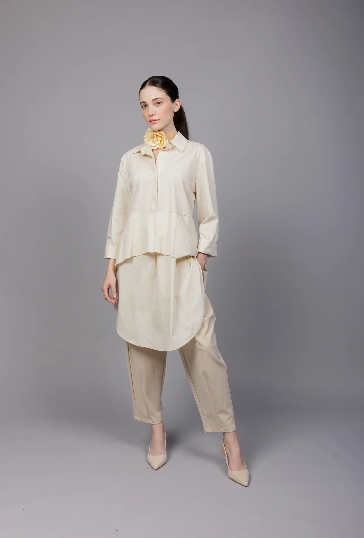 Weekend Discounts to Savor Paolo Tricot, WT791914 Cotton Blend Lantern Pant Beige