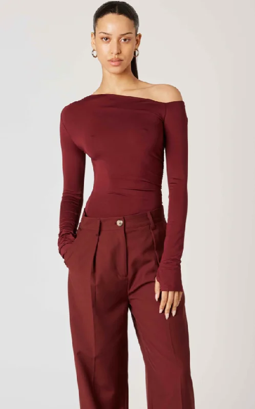 Deal Dash One Shoulder Long Sleeve Top by NIA