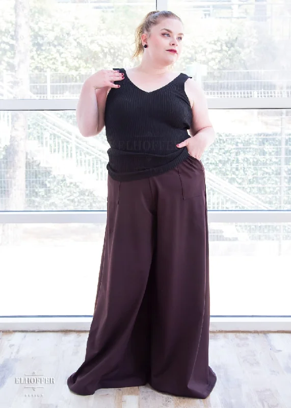 Weekend Deals to Make You Smile Essential Peggy Pant - Chocolate